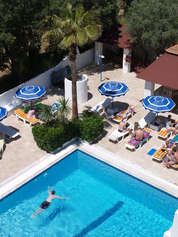 Hotel Nathalie Ixia  Exteriör bild
